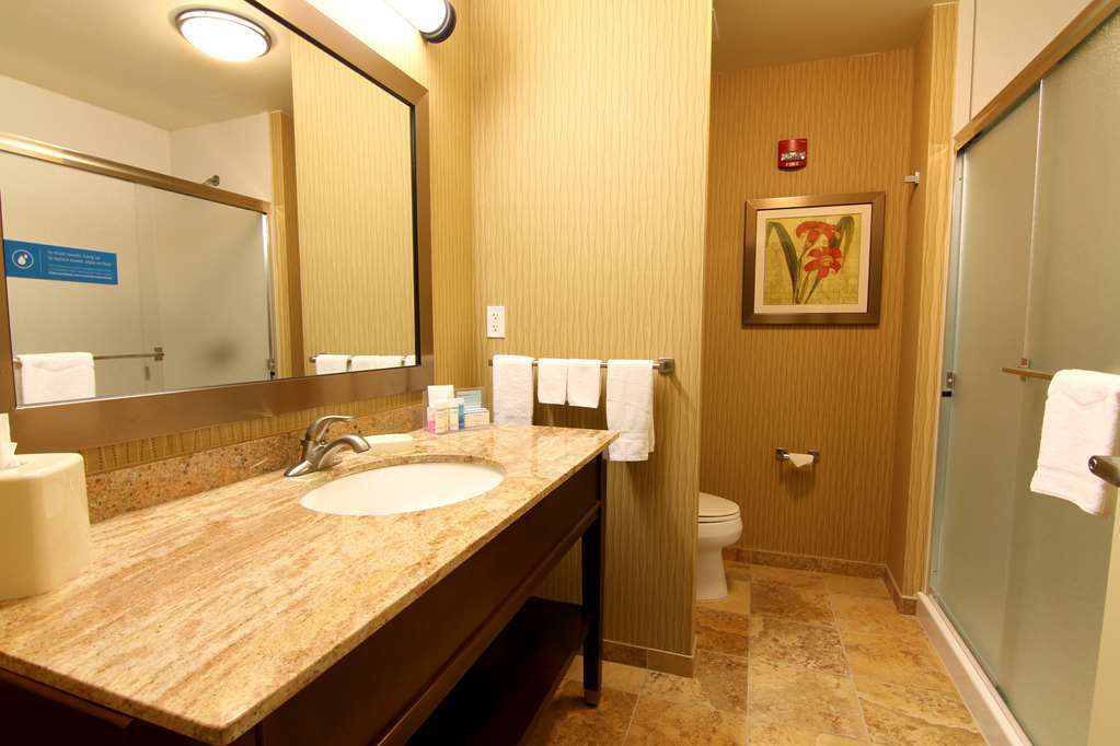 Hampton Inn & Suites Grand Forks Værelse billede